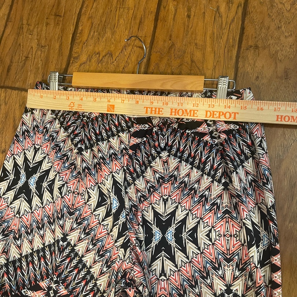 AB Studio Black and Red Geometric wide leg pants woman’s large EUC - Picture 5 of 5